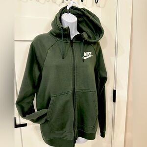 Hooded unisex Nike sweatshirt. Olive green